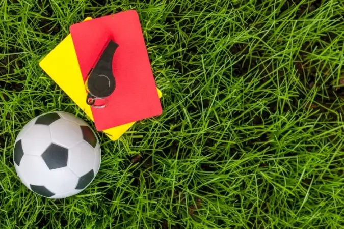 Guía de Apuestas a las Tarjetas en Futbol